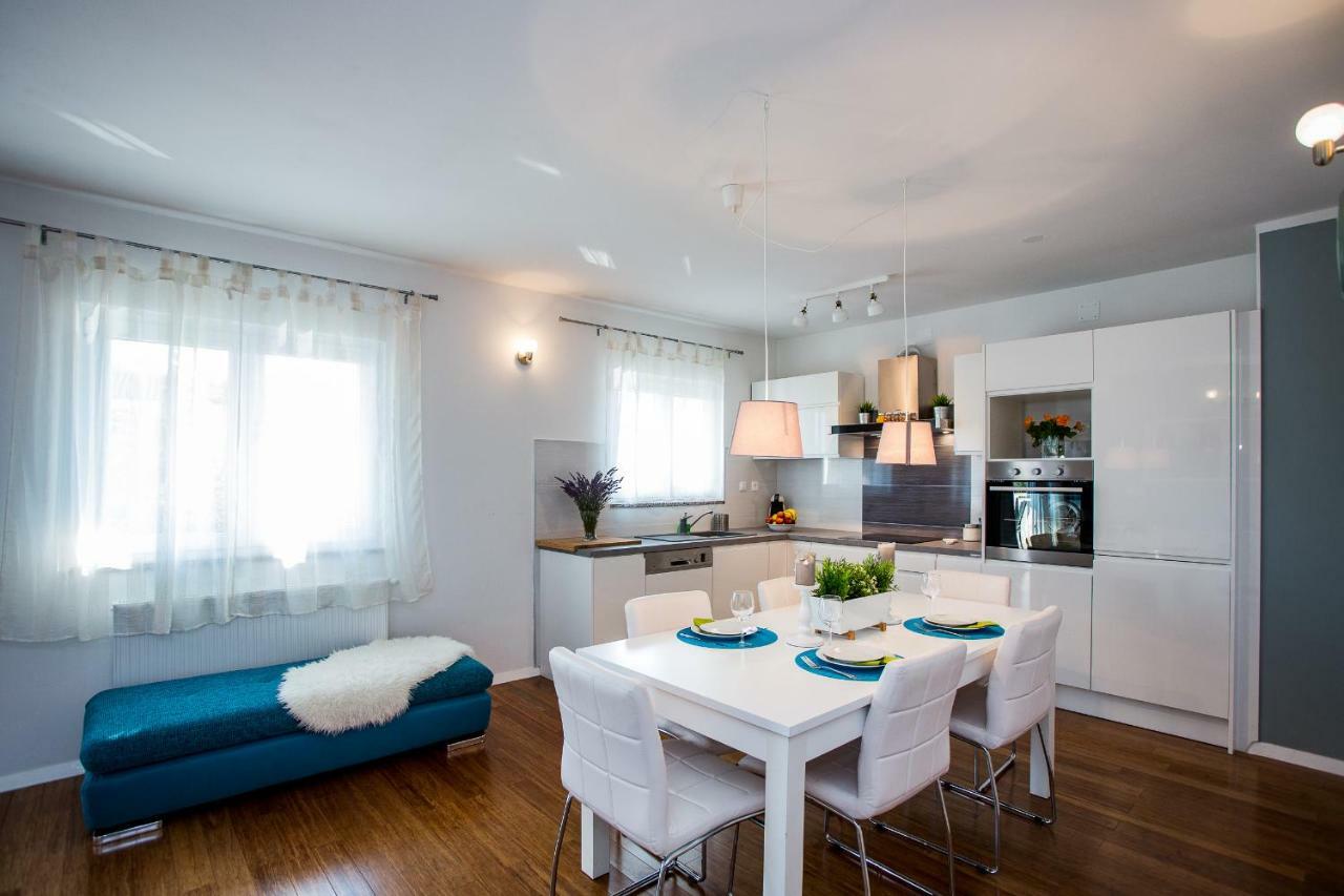 Apartment & Rooms Poppy Rose Zadar Ngoại thất bức ảnh